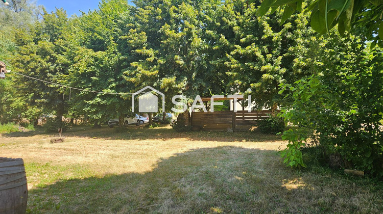 Ma-Cabane - Vente Immeuble Saint-Georges-de-Montclard, 420 m²
