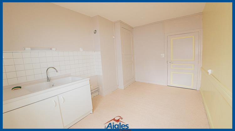 Ma-Cabane - Vente Immeuble Saint-Germain-Lembron, 141 m²