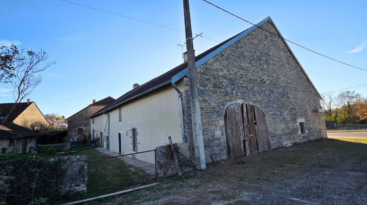 Ma-Cabane - Vente Immeuble SAINT-GERMAIN-LES-ARLAY, 351 m²