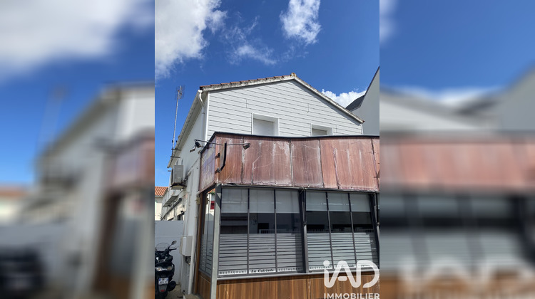 Ma-Cabane - Vente Immeuble Saint-Gilles-Croix-de-Vie, 328 m²