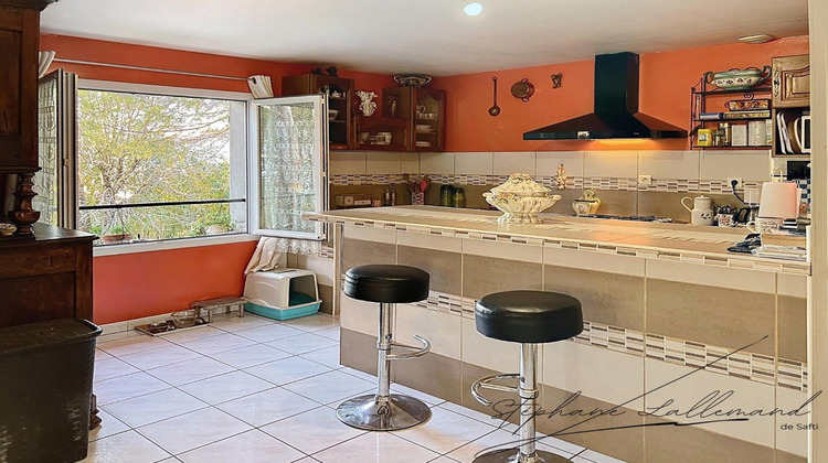 Ma-Cabane - Vente Immeuble Saint-Hilaire-de-Brethmas, 188 m²