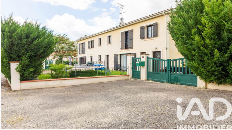 Ma-Cabane - Vente Immeuble Saint-Hilaire-de-Lusignan, 236 m²