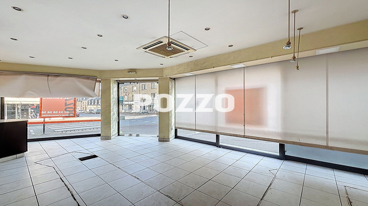 Ma-Cabane - Vente Immeuble SAINT-HILAIRE-DU-HARCOUET, 245 m²