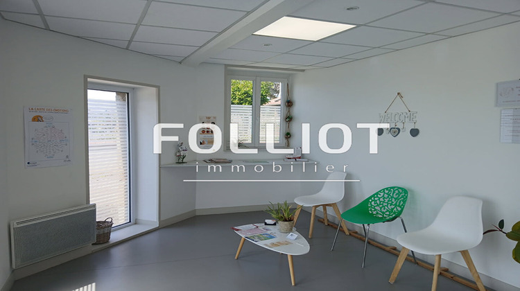 Ma-Cabane - Vente Immeuble SAINT-HILAIRE-DU-HARCOUET, 203 m²