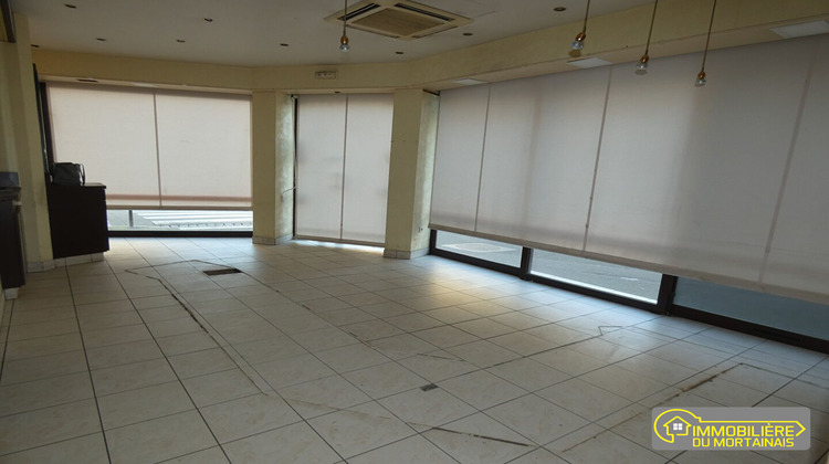 Ma-Cabane - Vente Immeuble Saint-Hilaire-du-Harcouët, 217 m²