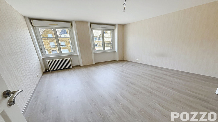 Ma-Cabane - Vente Immeuble SAINT-HILAIRE-DU-HARCOUET, 177 m²