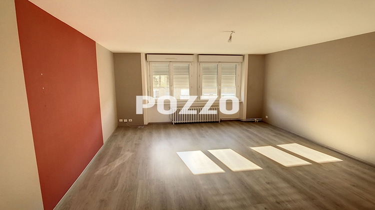 Ma-Cabane - Vente Immeuble SAINT-HILAIRE-DU-HARCOUET, 177 m²