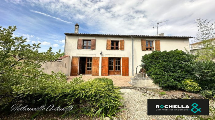 Ma-Cabane - Vente Immeuble Saint-Jean-d'Angély, 195 m²