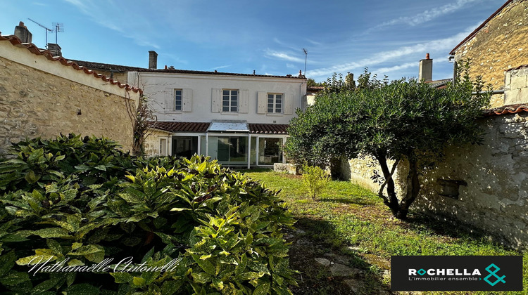 Ma-Cabane - Vente Immeuble Saint-Jean-d'Angély, 310 m²