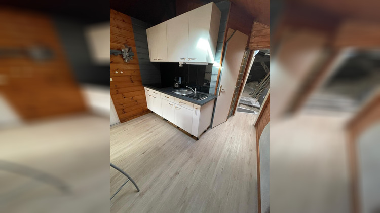 Ma-Cabane - Vente Immeuble Saint-Jean-d'Angely, 230 m²