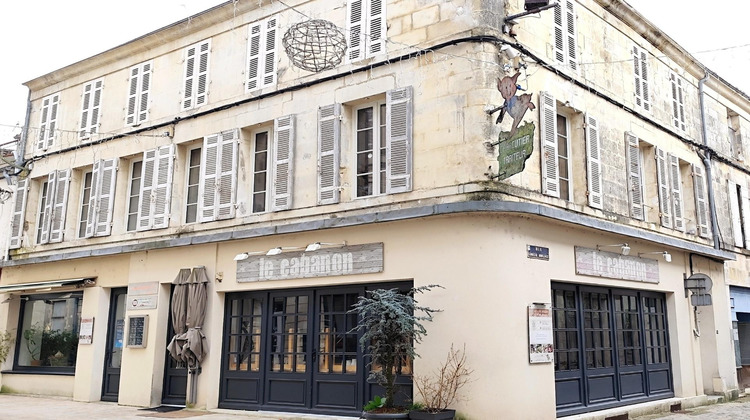 Ma-Cabane - Vente Immeuble Saint-Jean-d'Angely, 125 m²