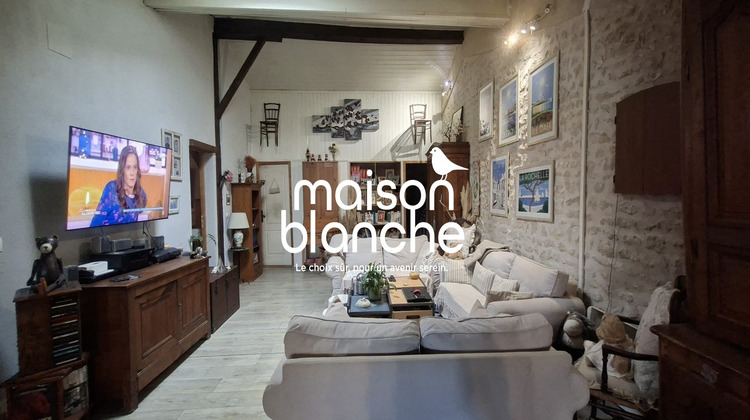 Ma-Cabane - Vente Immeuble Saint-Jean-d'Angély, 230 m²