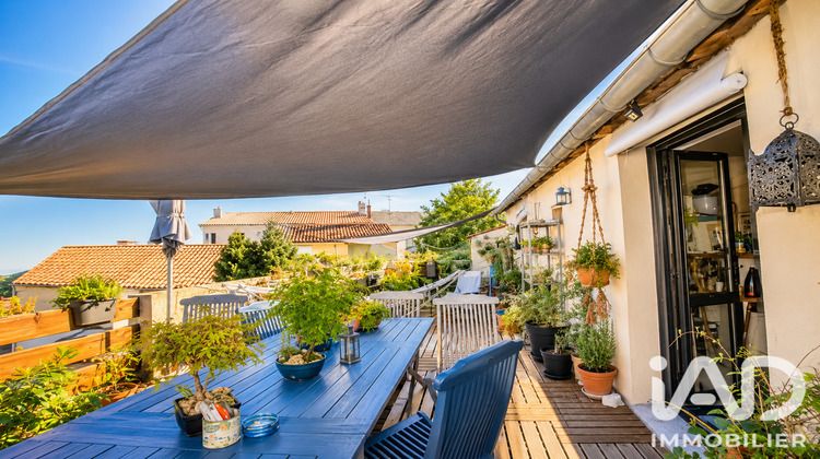 Ma-Cabane - Vente Immeuble Saint-Jean-d'Angély, 604 m²