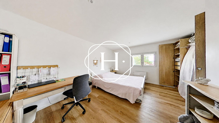 Ma-Cabane - Vente Immeuble SAINT-JEAN-SUR-REYSSOUZE, 189 m²