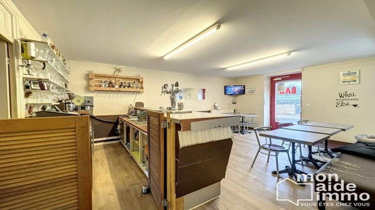 Ma-Cabane - Vente Immeuble Saint-Jory-de-Chalais, 235 m²