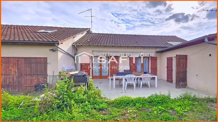 Ma-Cabane - Vente Immeuble Saint-Julien-les-Villas, 142 m²