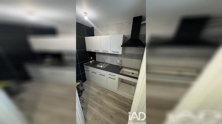 Ma-Cabane - Vente Immeuble Saint-Just-en-Chaussée, 166 m²