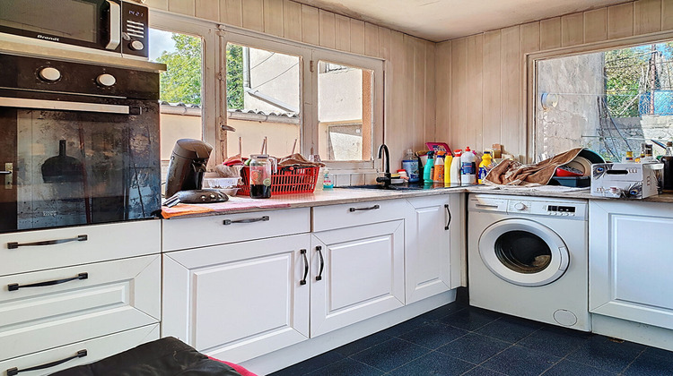 Ma-Cabane - Vente Immeuble SAINT-LAURENT-DE-CERDANS, 183 m²