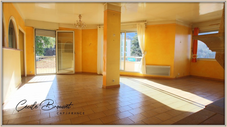 Ma-Cabane - Vente Immeuble SAINT LAURENT DE CERDANS, 139 m²