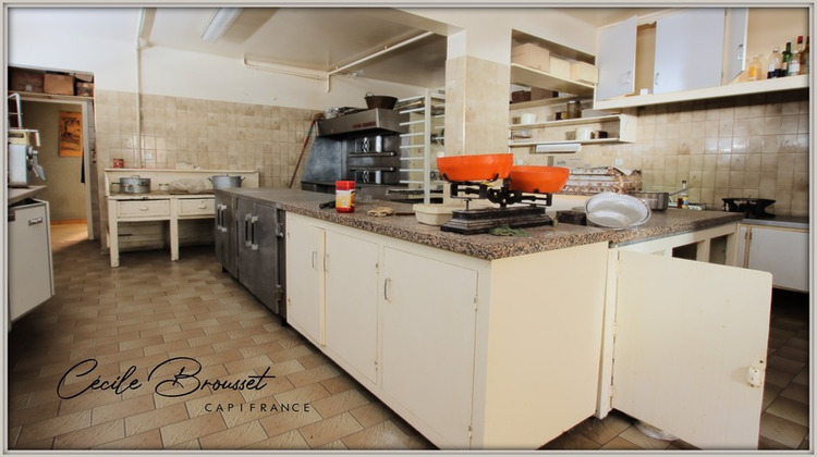 Ma-Cabane - Vente Immeuble SAINT LAURENT DE CERDANS, 139 m²