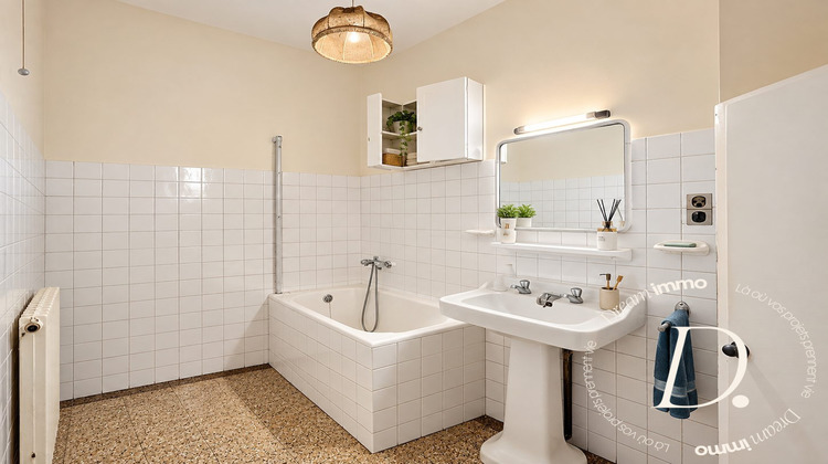 Ma-Cabane - Vente Immeuble Saint-Laurent-de-Cerdans, 198 m²