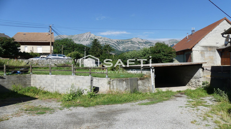 Ma-Cabane - Vente Immeuble Saint-Laurent-du-Cros, 105 m²