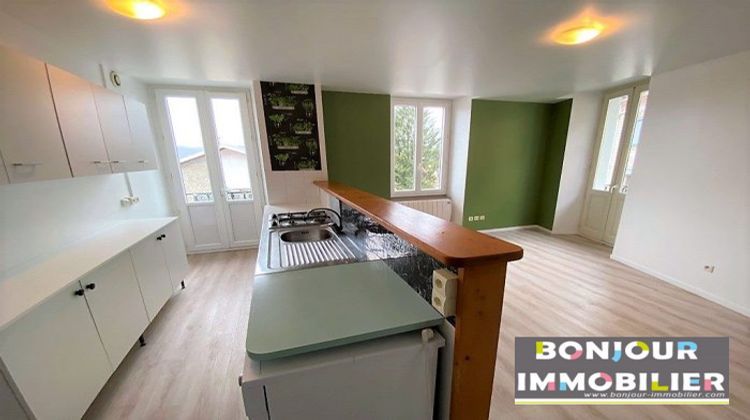 Ma-Cabane - Vente Immeuble Saint-Laurent-du-Pont, 349 m²