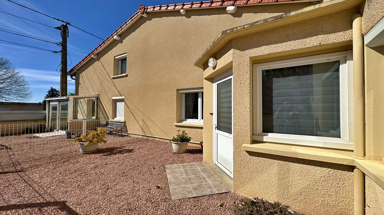 Ma-Cabane - Vente Immeuble SAINT-LEGER-SUR-ROANNE, 334 m²
