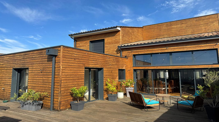Ma-Cabane - Vente Immeuble SAINT LOUBES, 388 m²