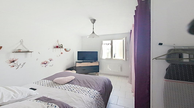 Ma-Cabane - Vente Immeuble SAINT MAGNE DE CASTILLON, 120 m²