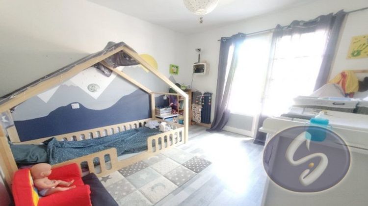 Ma-Cabane - Vente Immeuble Saint-Maixent-l'École, 239 m²