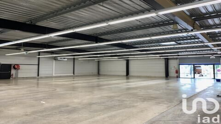 Ma-Cabane - Vente Immeuble Saint-Maixent-l'École, 1300 m²