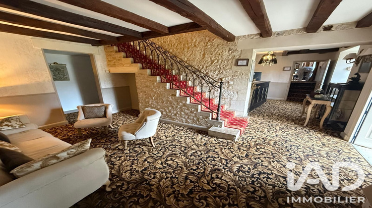 Ma-Cabane - Vente Immeuble Saint-Maixent-l'École, 370 m²