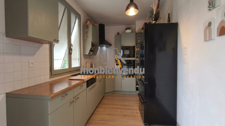 Ma-Cabane - Vente Immeuble Saint-Mamet-la-Salvetat, 175 m²