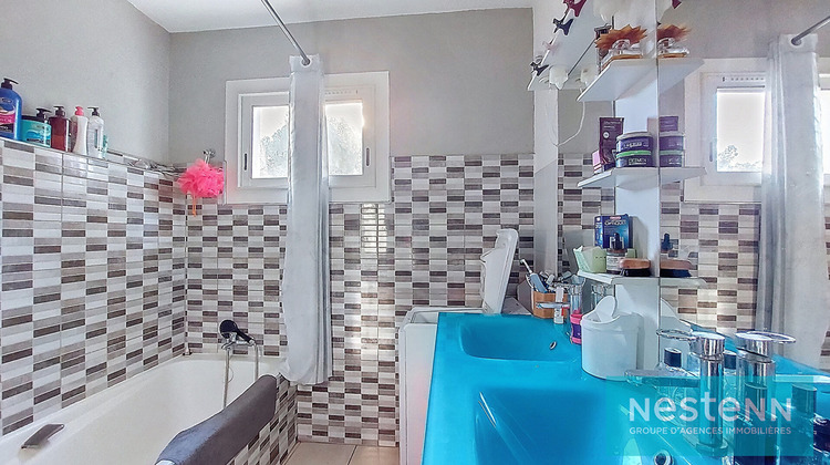 Ma-Cabane - Vente Immeuble SAINT-MITRE-LES-REMPARTS, 290 m²