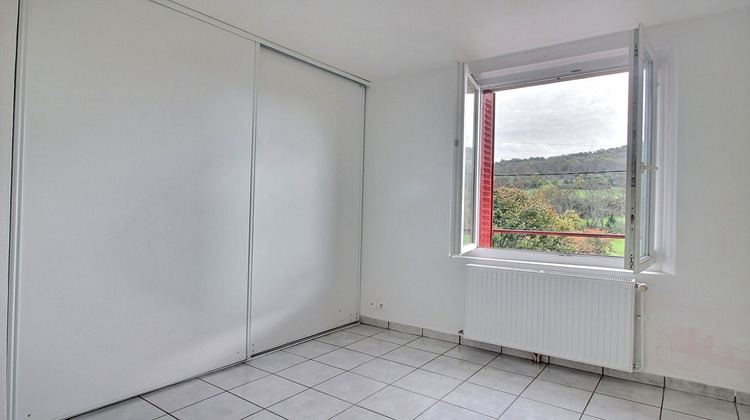 Ma-Cabane - Vente Immeuble SAINT-NECTAIRE, 190 m²