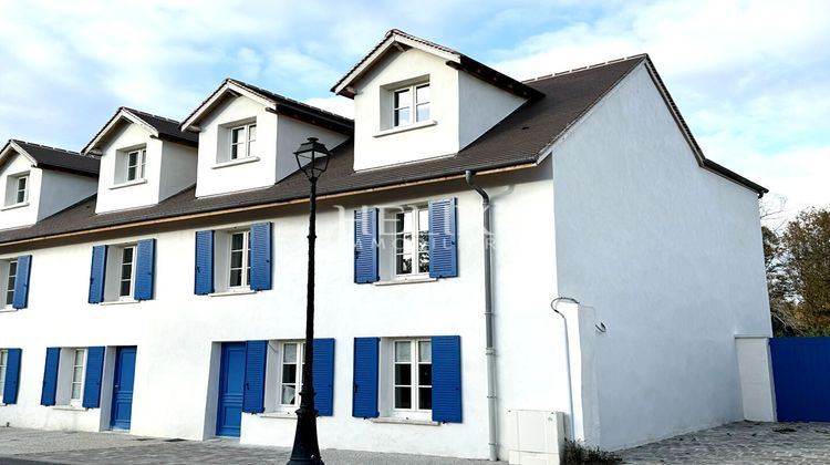 Ma-Cabane - Vente Immeuble SAINT-NOM-LA-BRETECHE, 300 m²