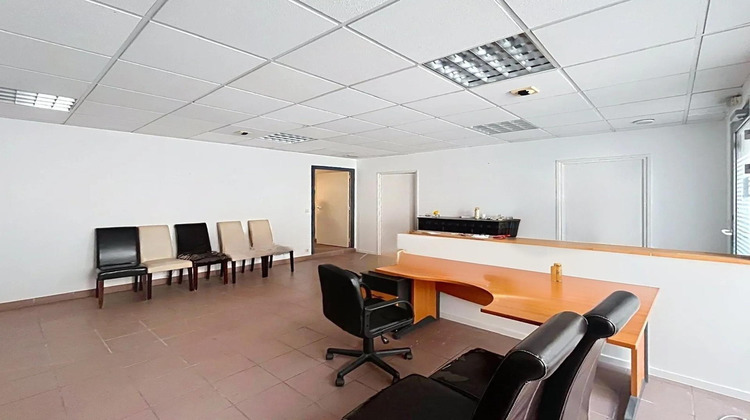 Ma-Cabane - Vente Immeuble Saint-Paul-de-Fenouillet, 460 m²