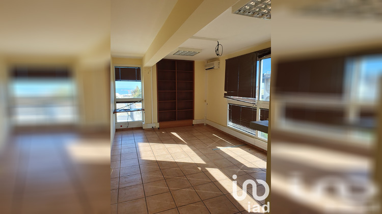 Ma-Cabane - Vente Immeuble Saint-Pierre, 878 m²