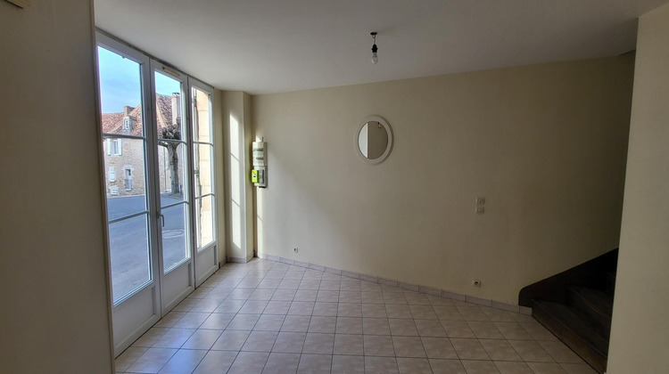 Ma-Cabane - Vente Immeuble Saint-Pierre-de-Maille, 84 m²