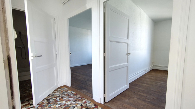 Ma-Cabane - Vente Immeuble SAINT-PIERRE-DES-CORPS, 81 m²