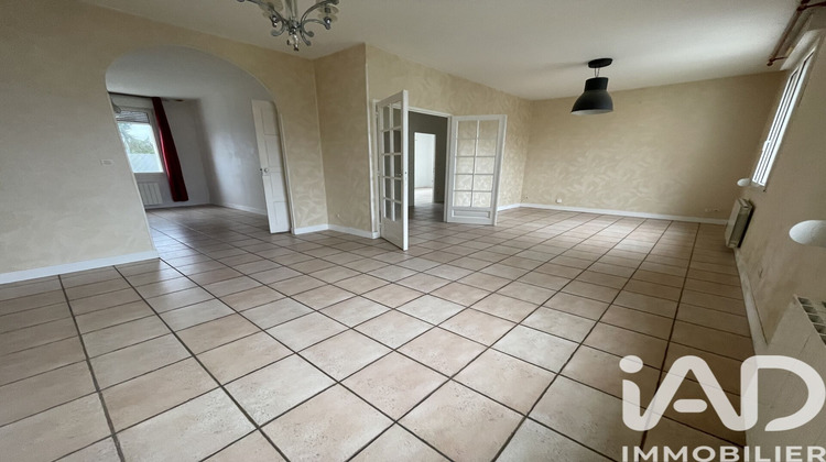 Ma-Cabane - Vente Immeuble Saint-Pierre-des-Corps, 263 m²