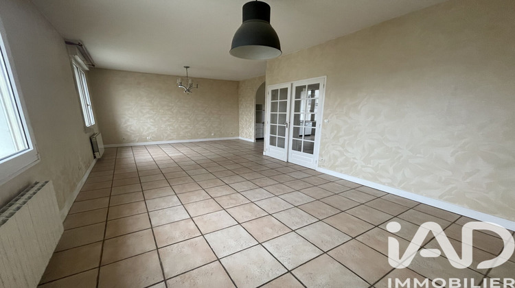 Ma-Cabane - Vente Immeuble Saint-Pierre-des-Corps, 263 m²