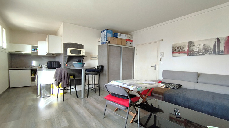 Ma-Cabane - Vente Immeuble SAINT-PIERRE-DES-CORPS, 190 m²