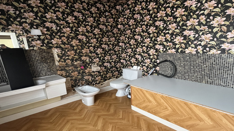 Ma-Cabane - Vente Immeuble Saint-Pierre-des-Nids, 145 m²