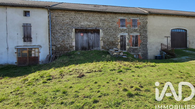 Ma-Cabane - Vente Immeuble Saint-Pierre-du-Champ, 266 m²