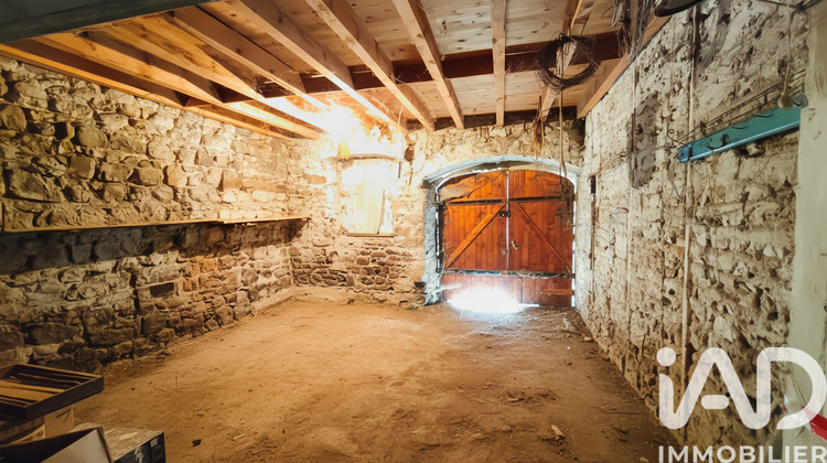 Ma-Cabane - Vente Immeuble Saint-Pierre-du-Champ, 266 m²