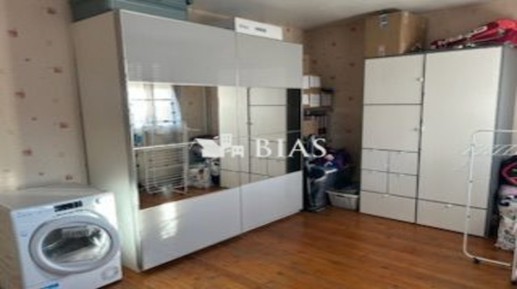 Ma-Cabane - Vente Immeuble Saint-Pierre-lès-Elbeuf, 1 m²