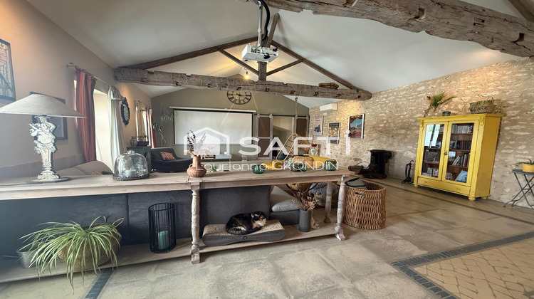 Ma-Cabane - Vente Immeuble Saint-Porchaire, 290 m²
