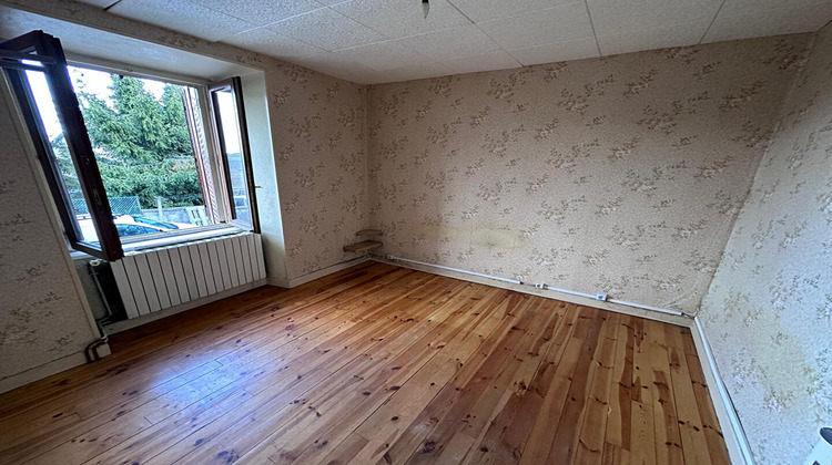 Ma-Cabane - Vente Immeuble SAINT-REMY-DE-CHAUDES-AIGUES, 321 m²